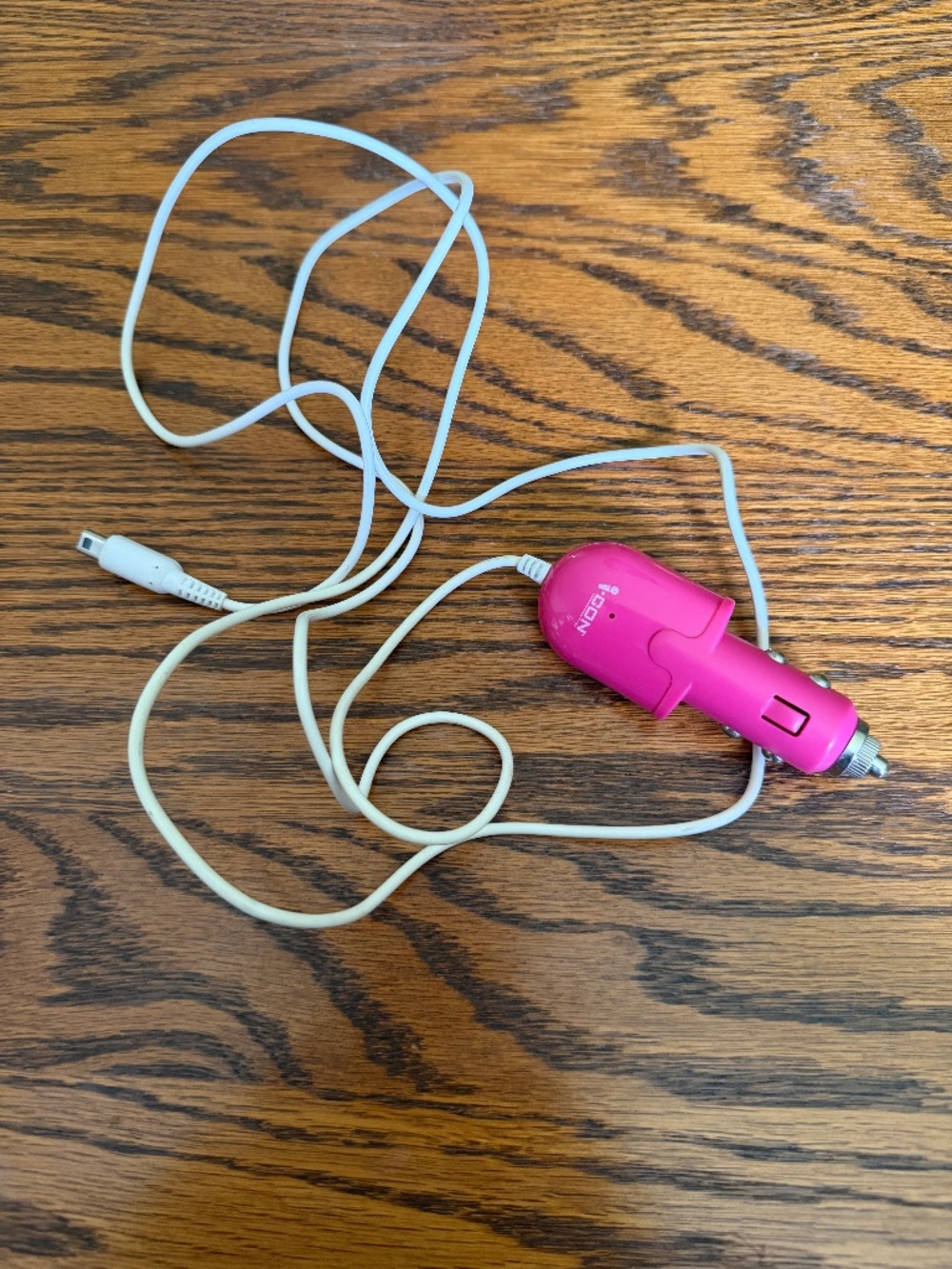 I-con Car Charger Adapter DC 12V for Nintendo DS Lite PS02700A3 Hot Pink